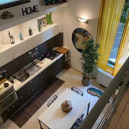 Loft Intero Stile Jungle Apartamento